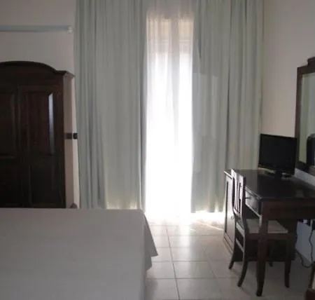 Hotel Fiumefreddo