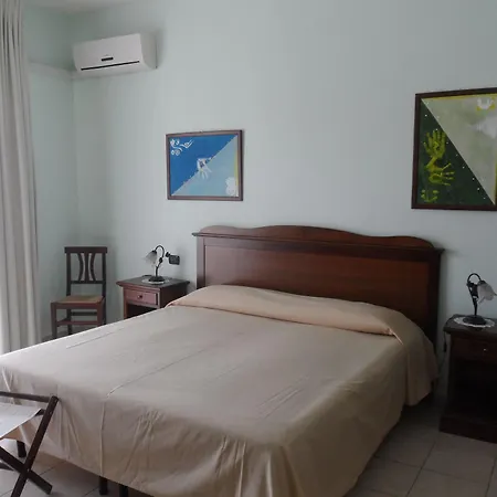 Fiumefreddo Hotel 3*