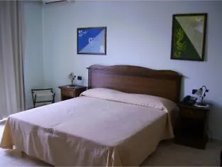 Fiumefreddo Hotel