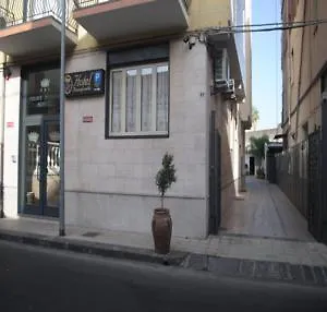 Fiumefreddo Hotel